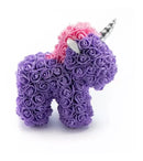 Unicornio de flores artificiales
