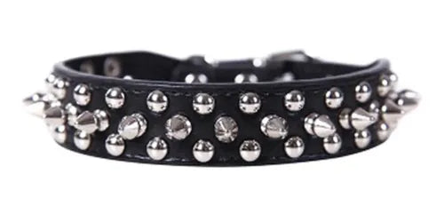 Collar para perros con picos